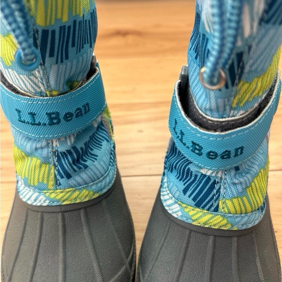 L.L. Bean Kids' Winter Boots, Size 11 - Picture 4 of 8